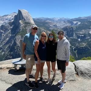 Meet your Posher, Kim